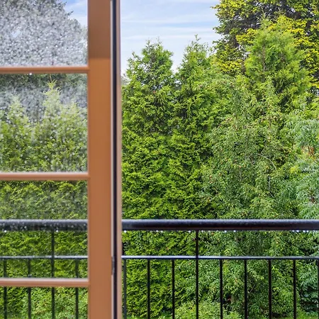 アパート Nyrenoveret 3br Naer Aarhus M Gratis Parkering